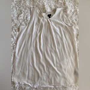 Worthington Beaded Neck and sleeve blouse